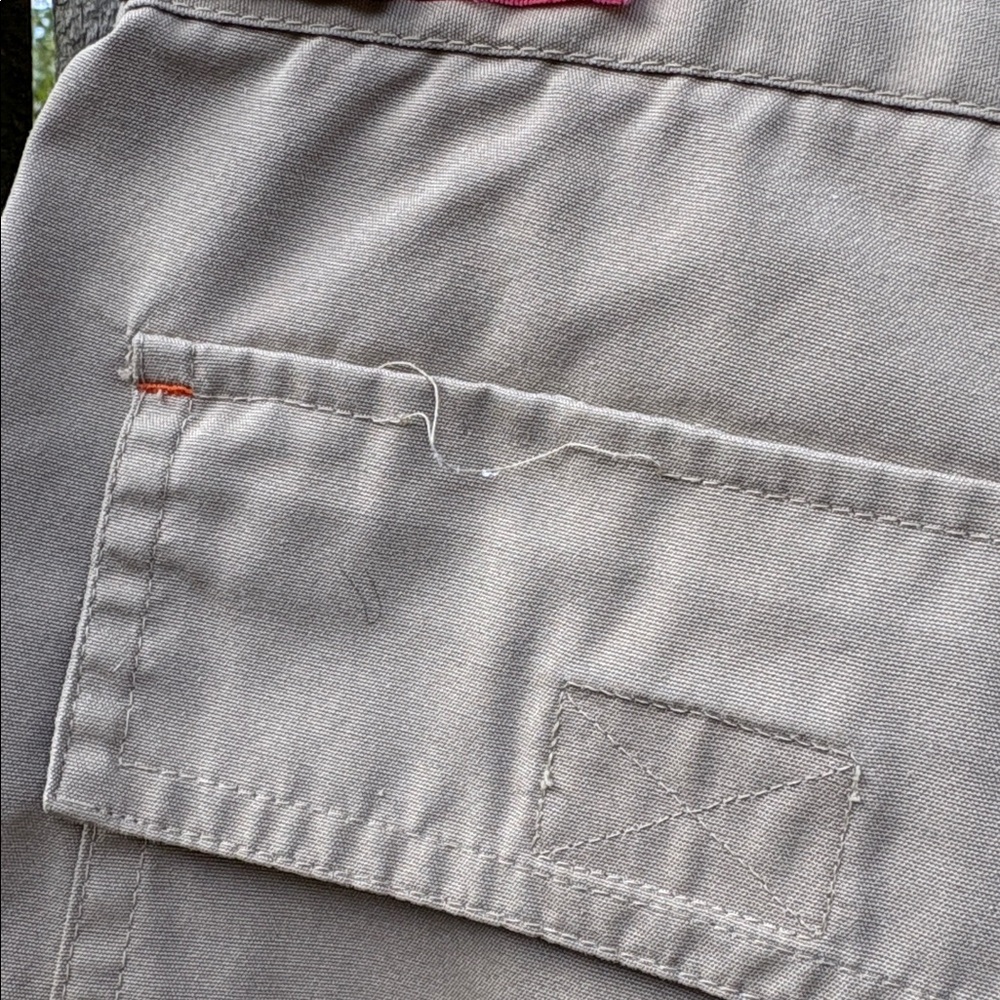 American Eagle Outfitters vintage cargo shorts - Picture 4 of 4